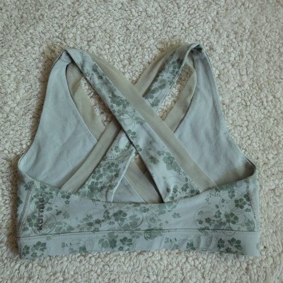 Karma Green Floral Bra - Picture 2 of 3